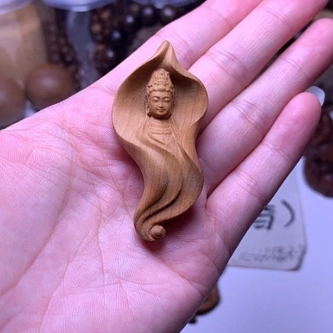 檀香木吊坠老山檀香满工观音吊坠