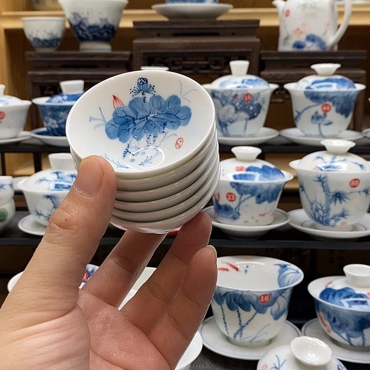 手绘微瑕荷花杯子