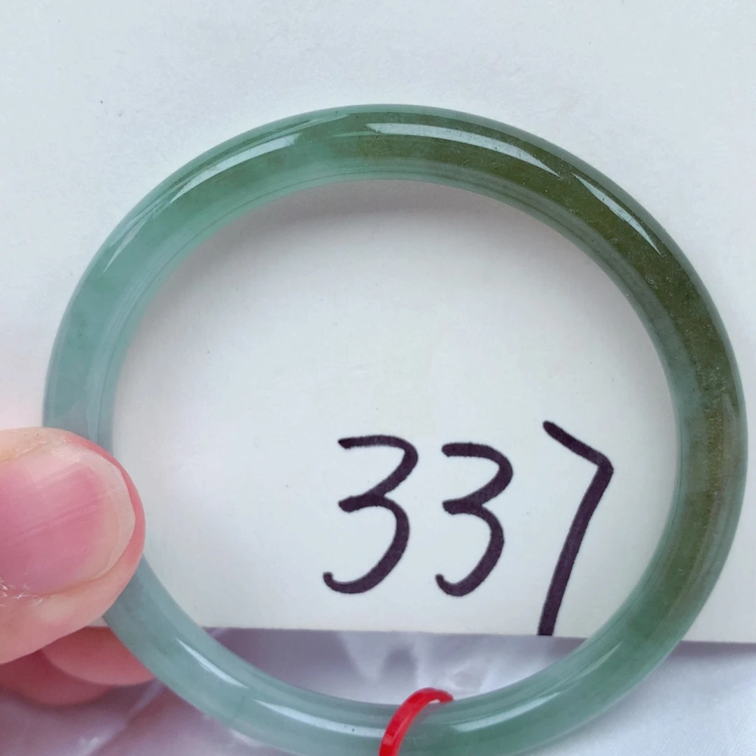 翡翠未镶嵌手镯翡翠