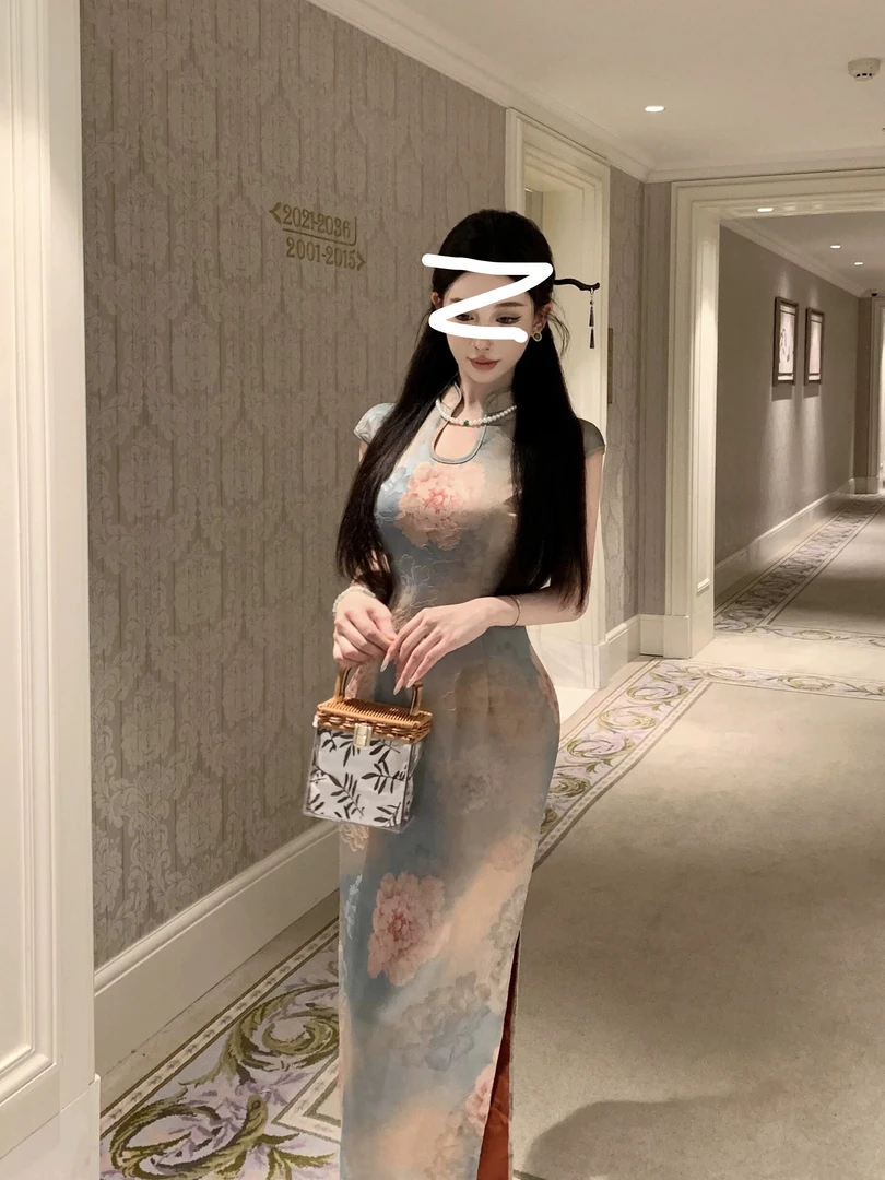 码加加51580新中式国风高级提花缎面立领旗袍收腰修身开衩连衣裙