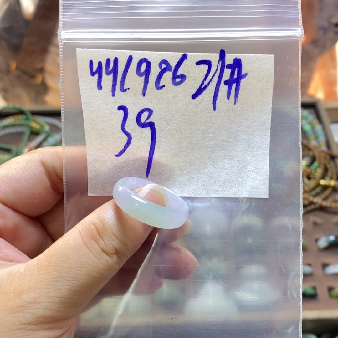 未镶嵌定制翡翠童*