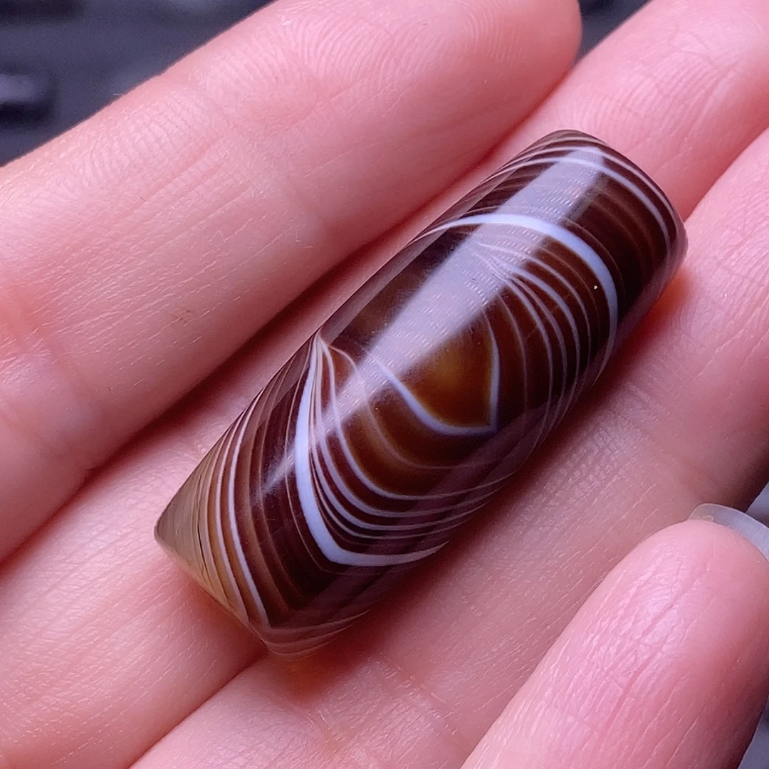 容***和玛瑙/玉髓未镶嵌颈饰