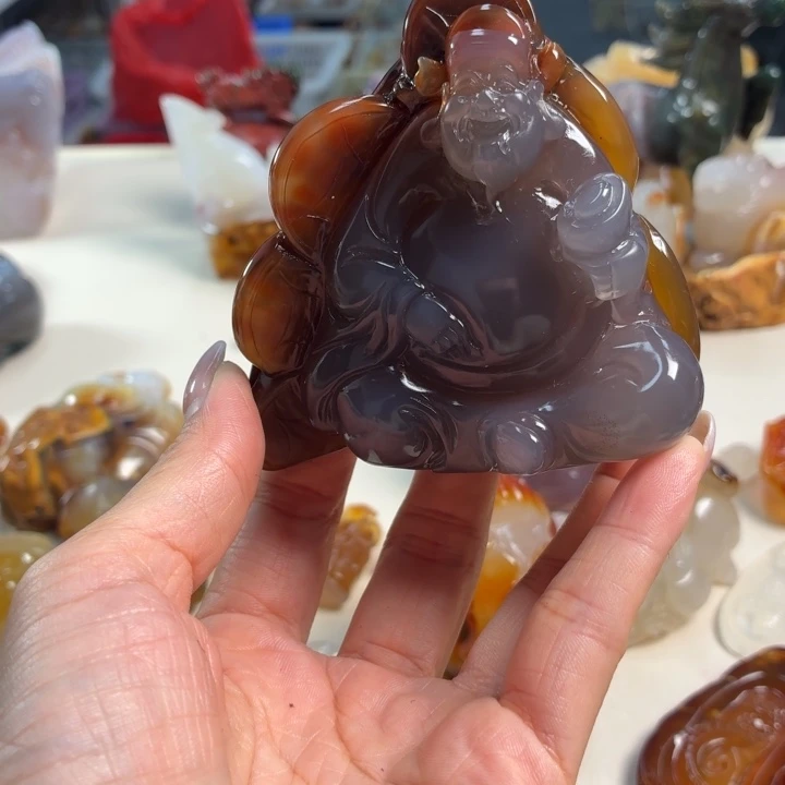 秋***哥未镶嵌颈饰玛瑙/玉髓