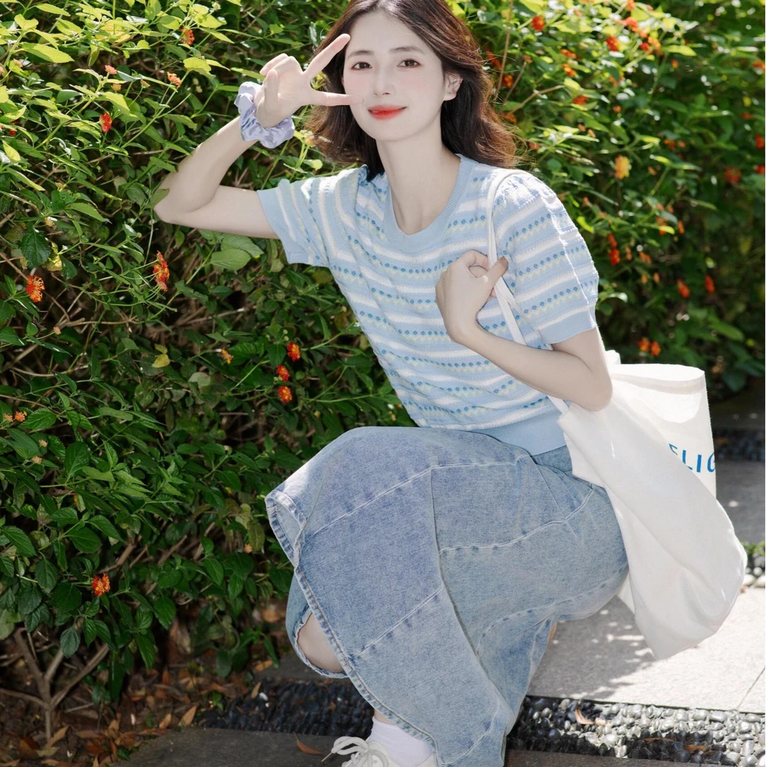 蓝色圆领T恤撞色条纹针织衫女2025年新款多巴胺甜美短款上衣体恤