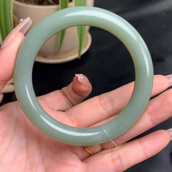 未镶嵌手镯和田玉21/61+