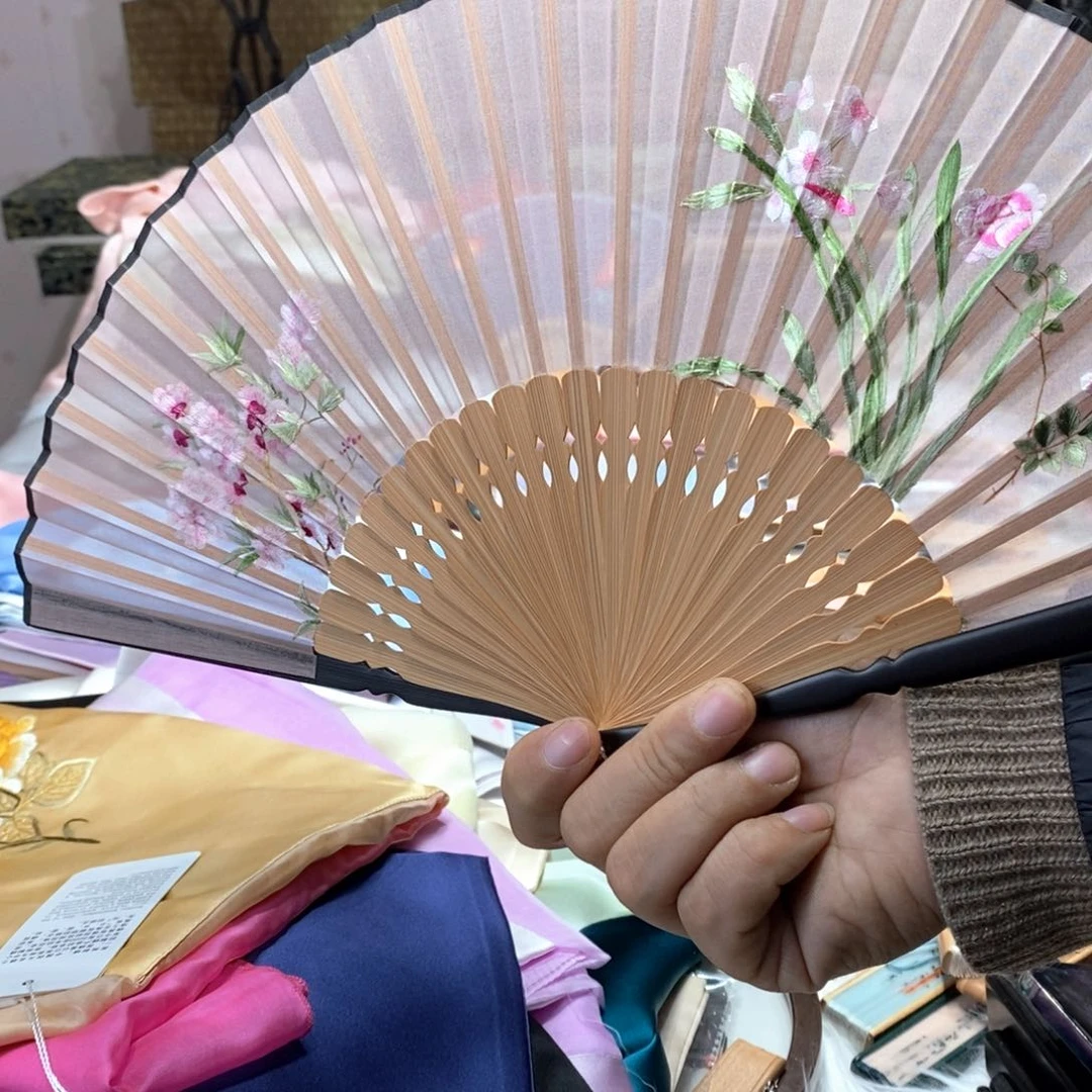 刺绣梦*沁苏州纯手工制作