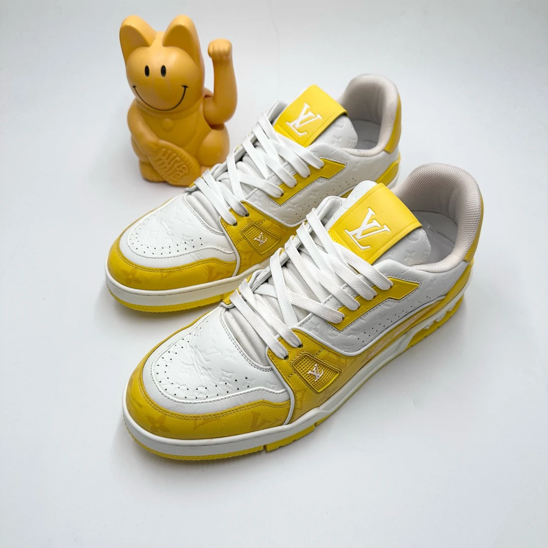 99新 LouisVuitton/路易威登 42码/黄白浮雕Trainer板鞋/BB0057
