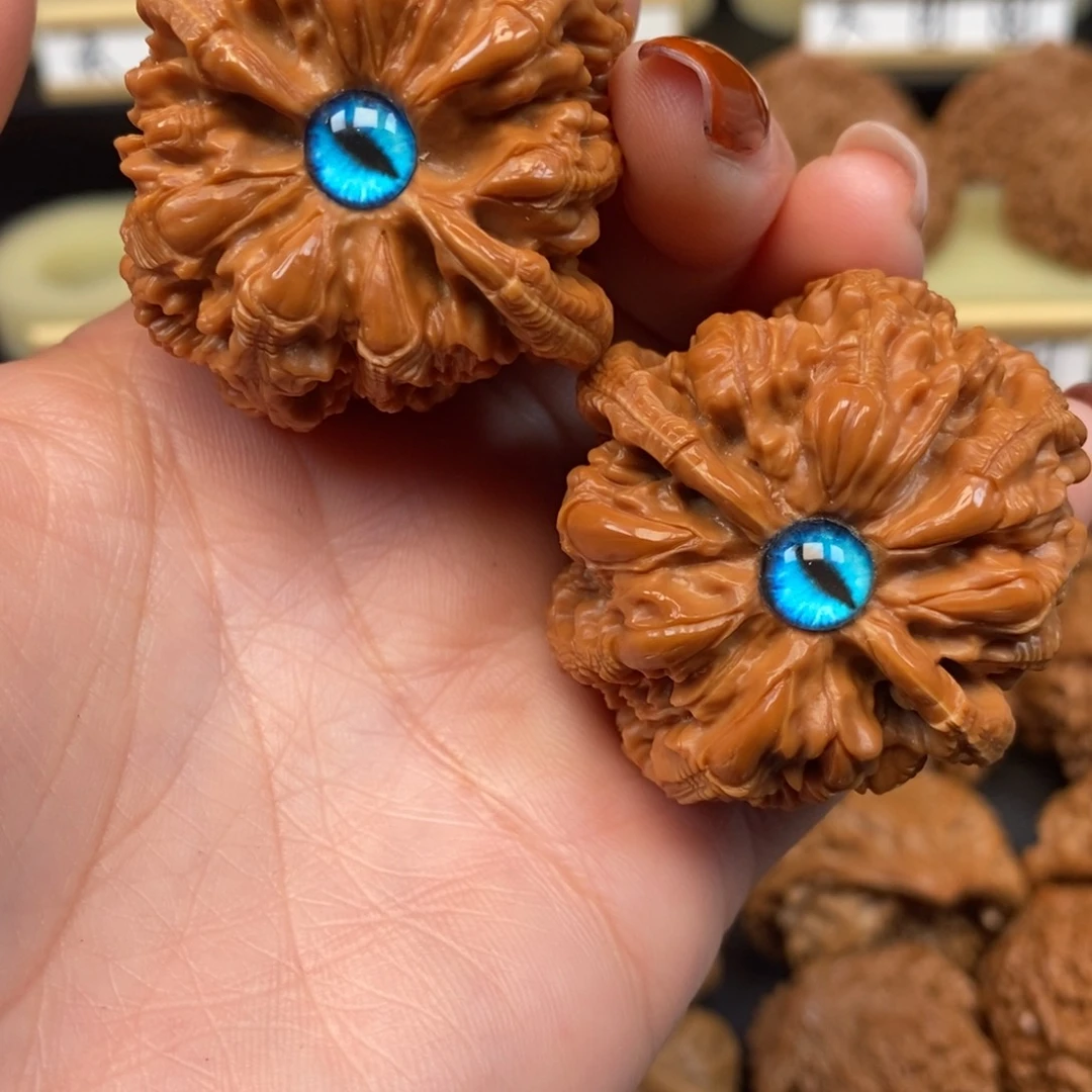 吊坠文玩核桃青**马粗筋