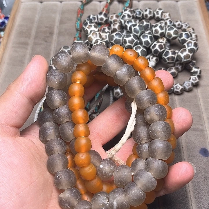 琉璃颈饰6016。1包专拍