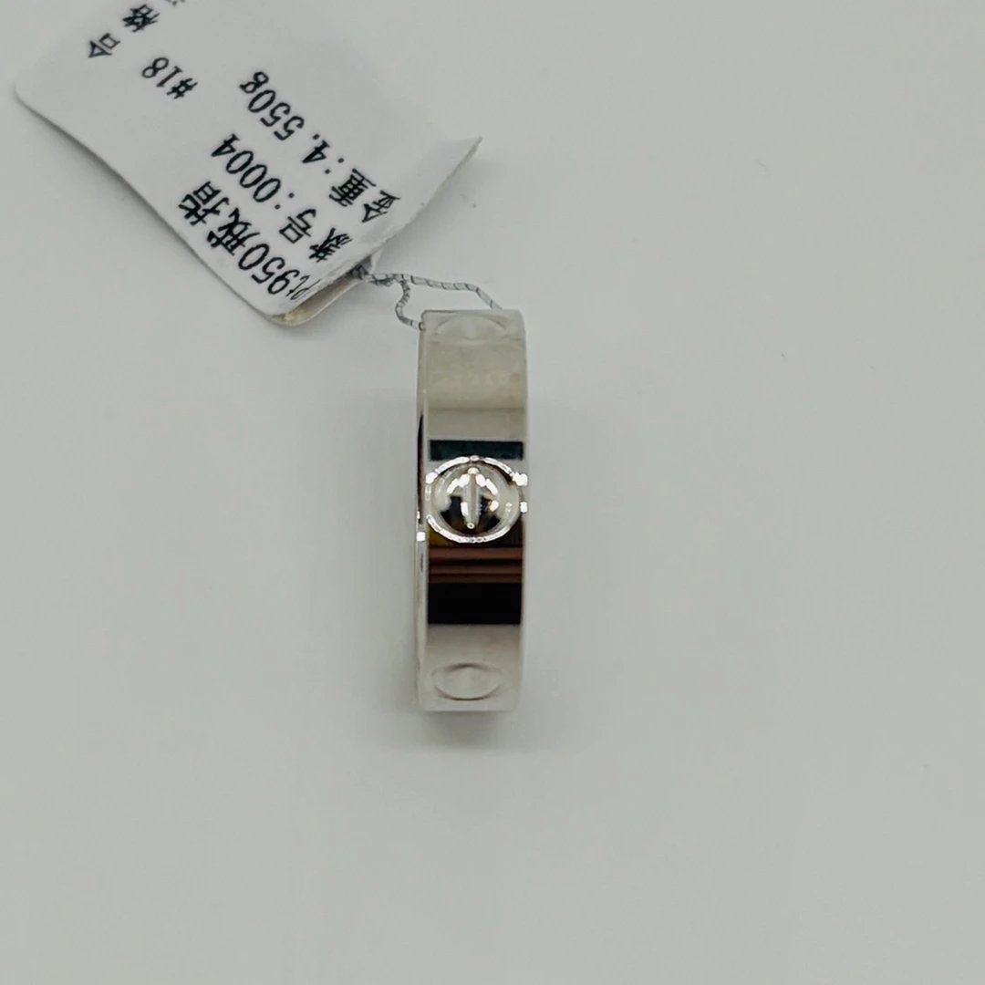 铂金pt950卡家一字戒指