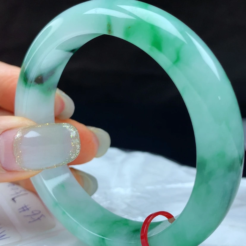 【闪购商品】未镶嵌手镯翡翠112768，