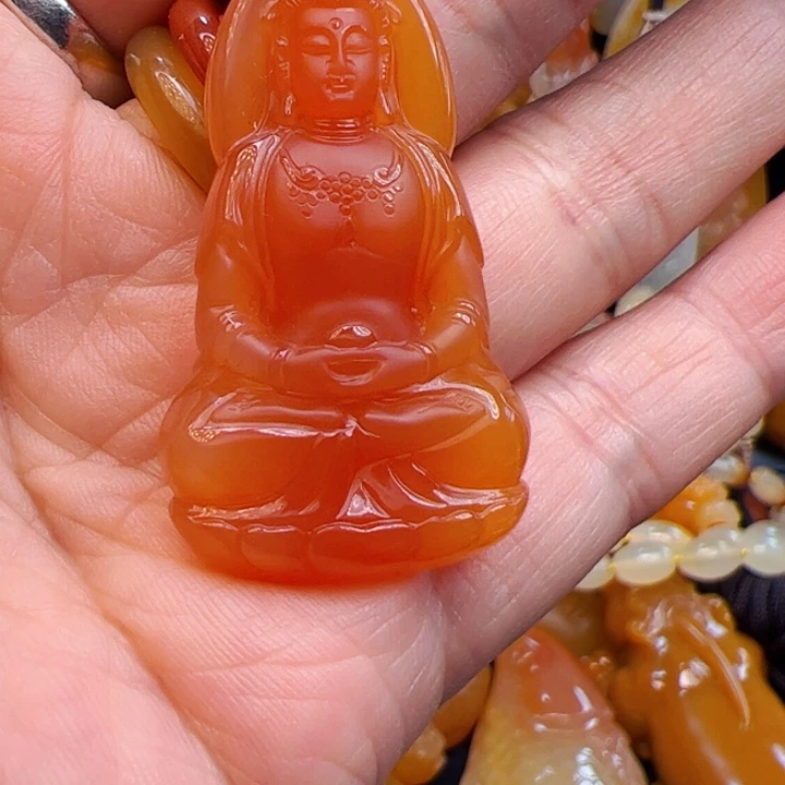 石英质玉（黄龙玉）合金颈饰