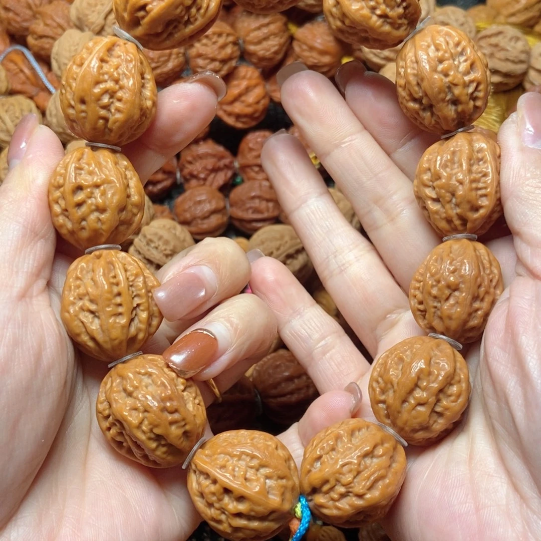 文玩核桃吊坠龙脊粗筋八棱手串