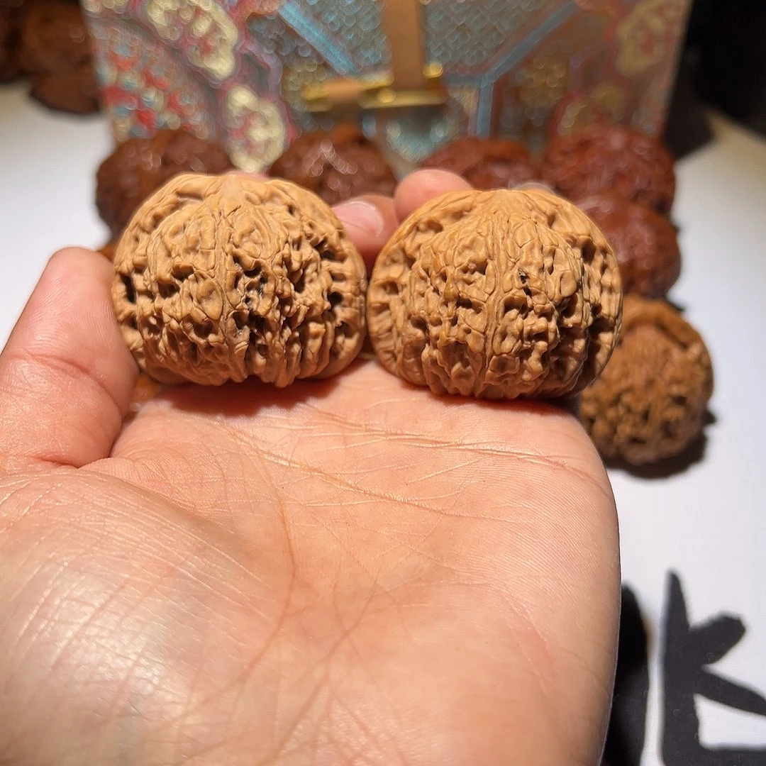 文玩核桃把件南疆