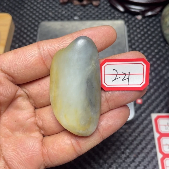 颈饰未镶嵌和田玉221