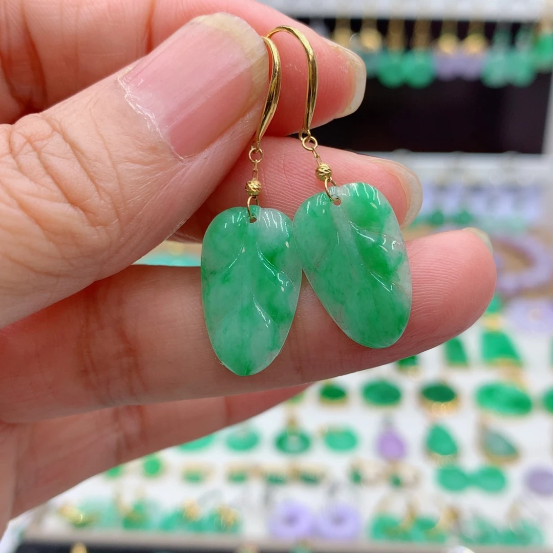 翡翠18K金镶嵌耳饰