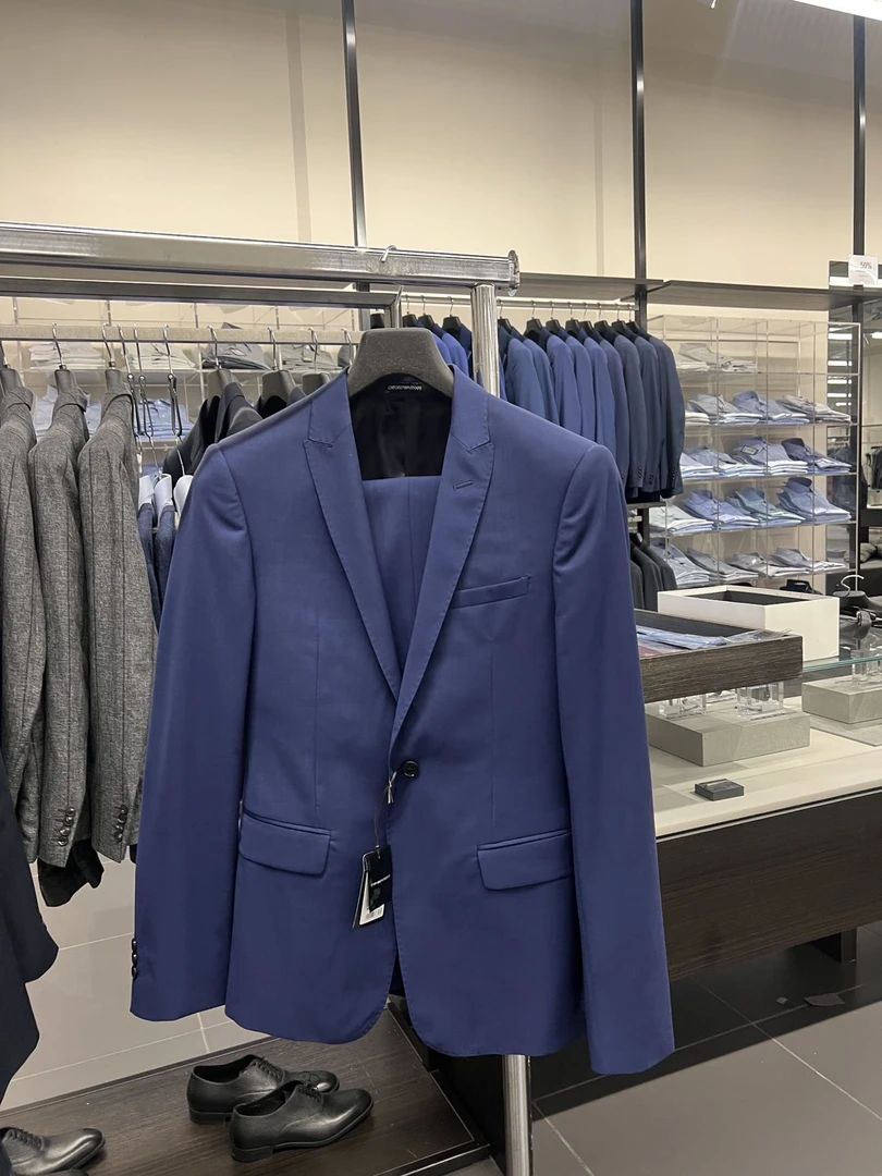 全新未使用 EMPORIO ARMANI/乔治·阿玛尼 商务蓝西装套装不退换