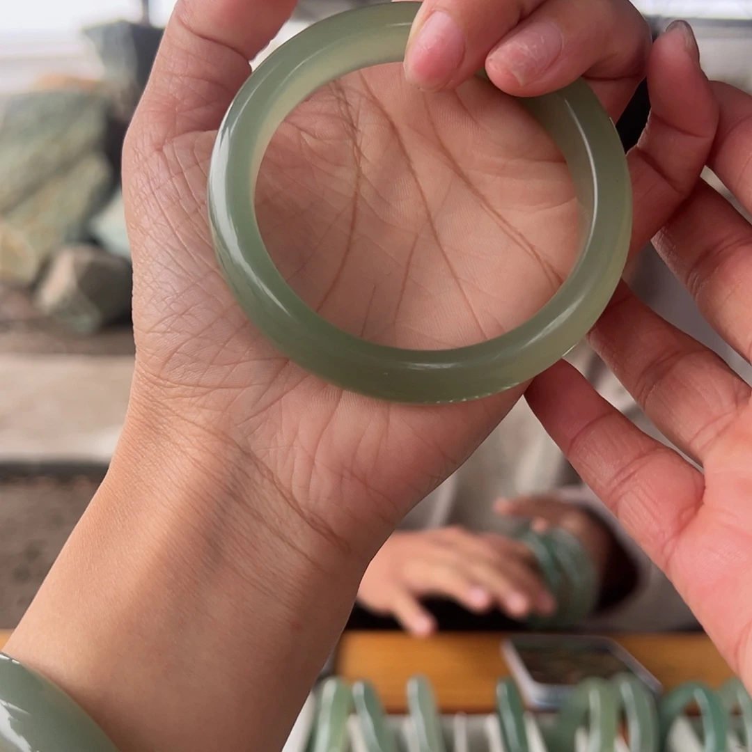 绿东陵冰晴水手镯