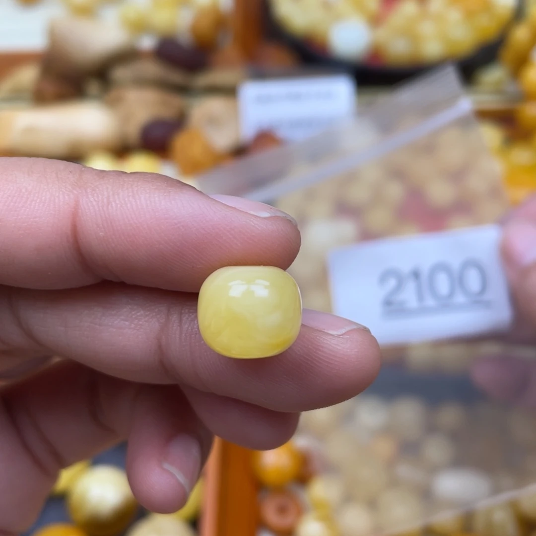 琥珀珠宝奇石未镶嵌12.1