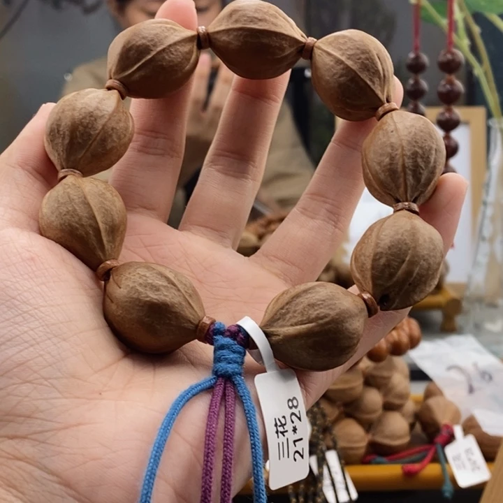 吊坠橄榄核坚***石梅林铁