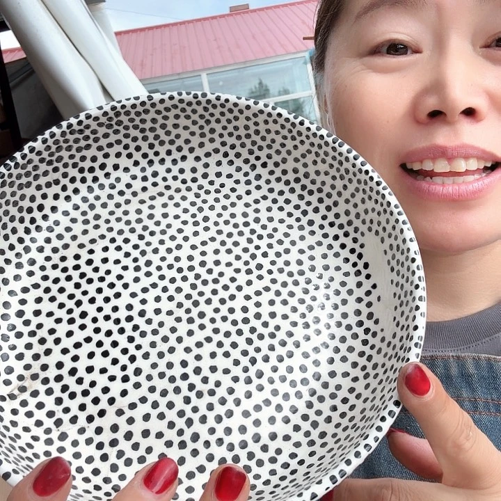 高温陶瓷波点汤盘瑕疵明显