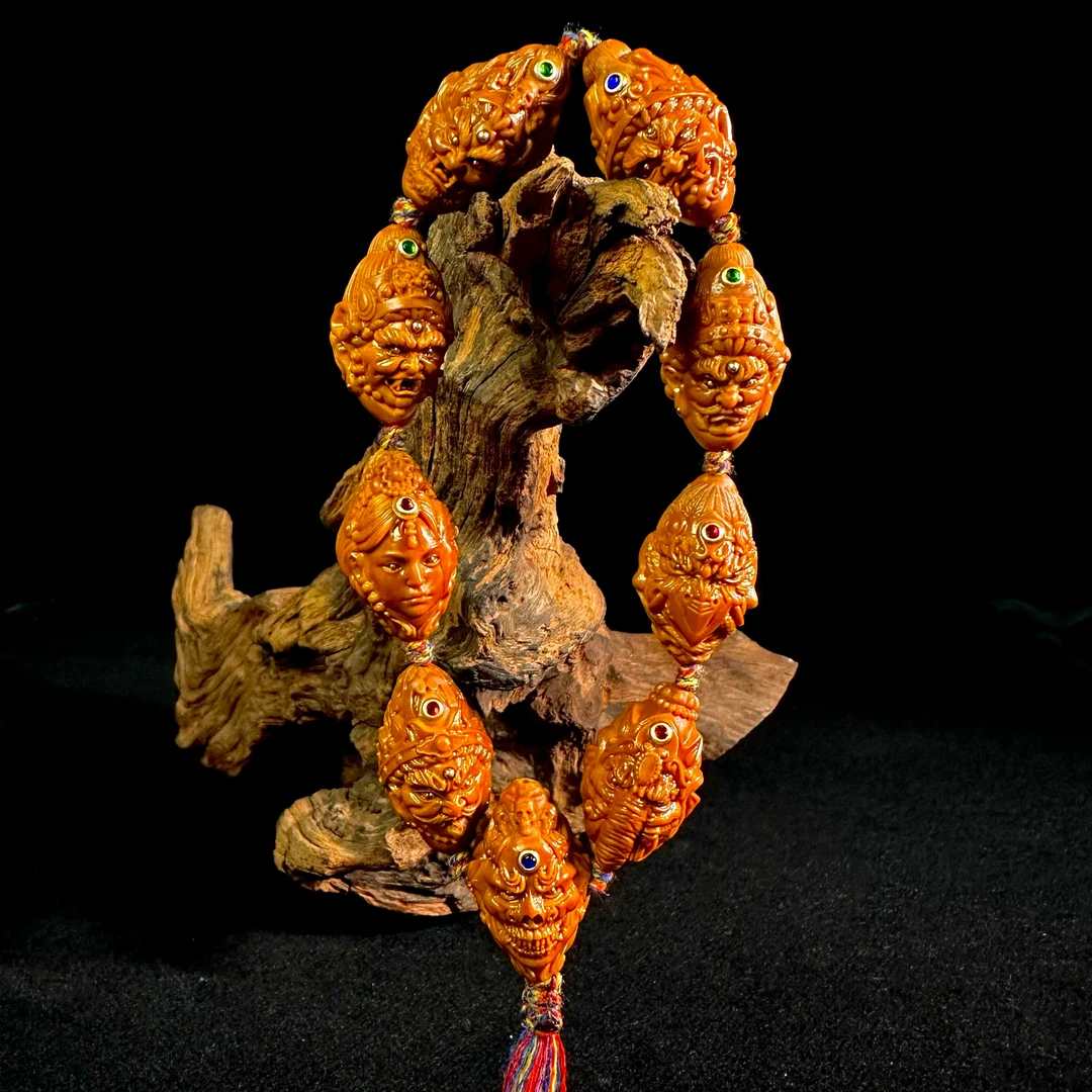 藏越，藏传五色八宝财神橄榄核雕手串