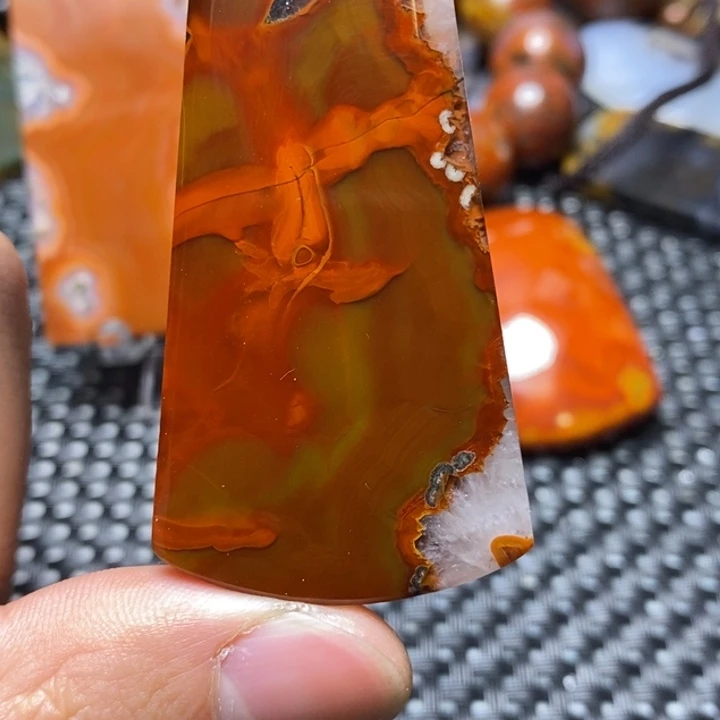 玛瑙/玉髓颈饰未镶嵌