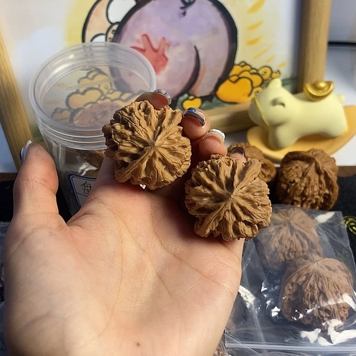 桃核吊坠38苹果园68