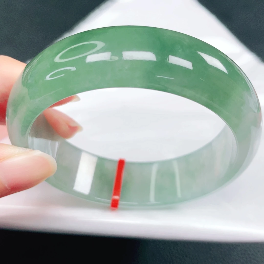 翡翠未镶嵌手镯58圈