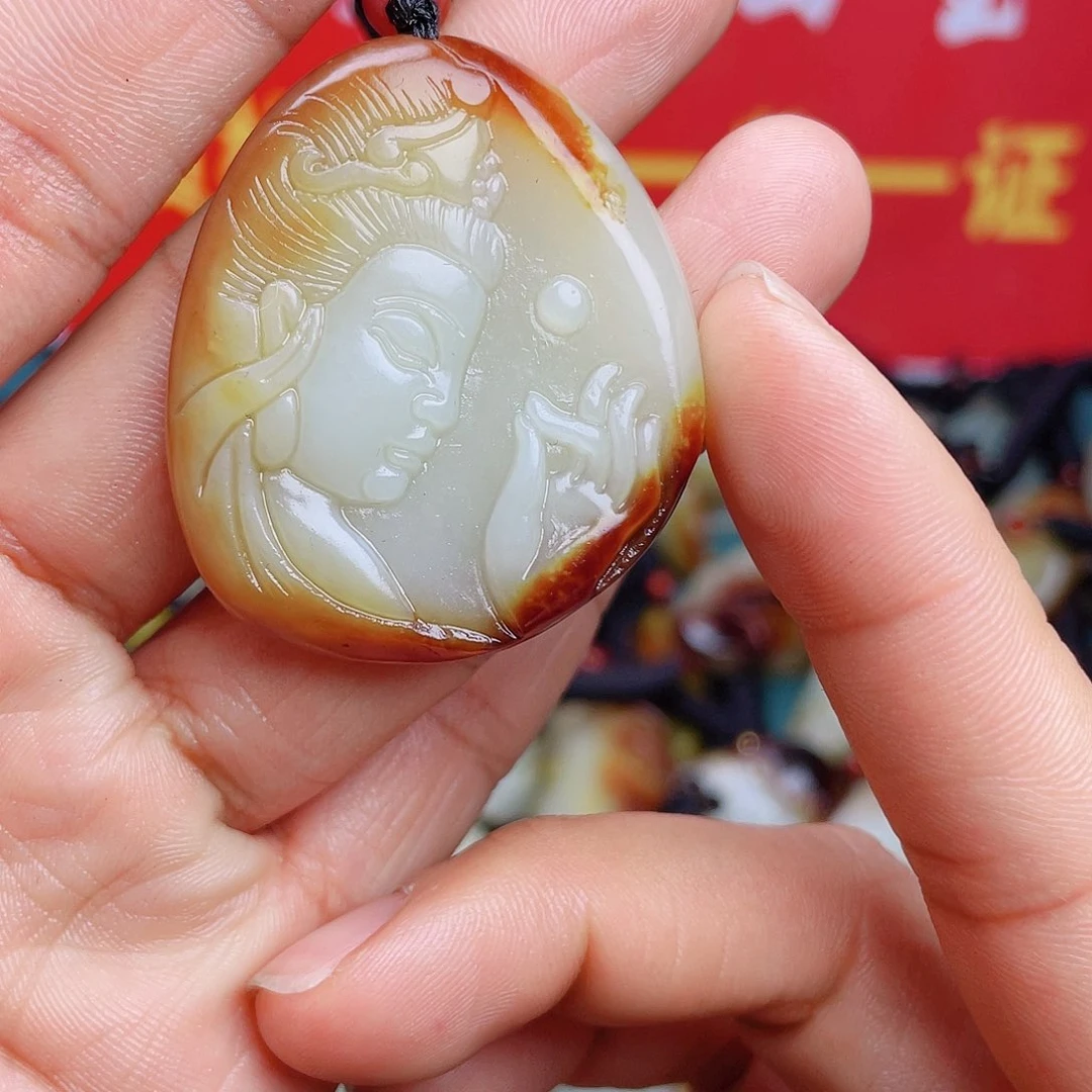 和田玉颈饰未镶嵌