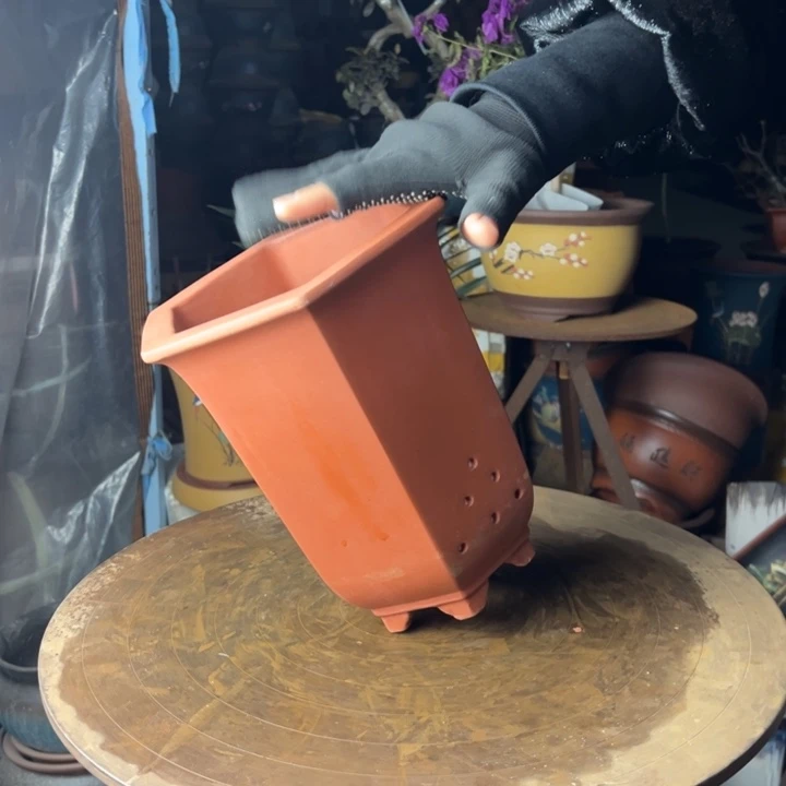 紫砂红六方宫灯小华欧华欧