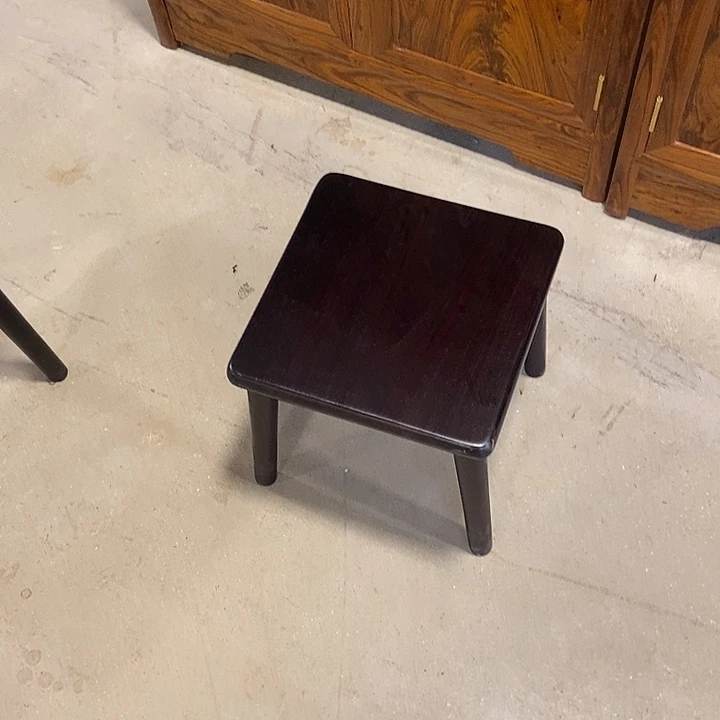 猜***猜橡胶木小方凳家具