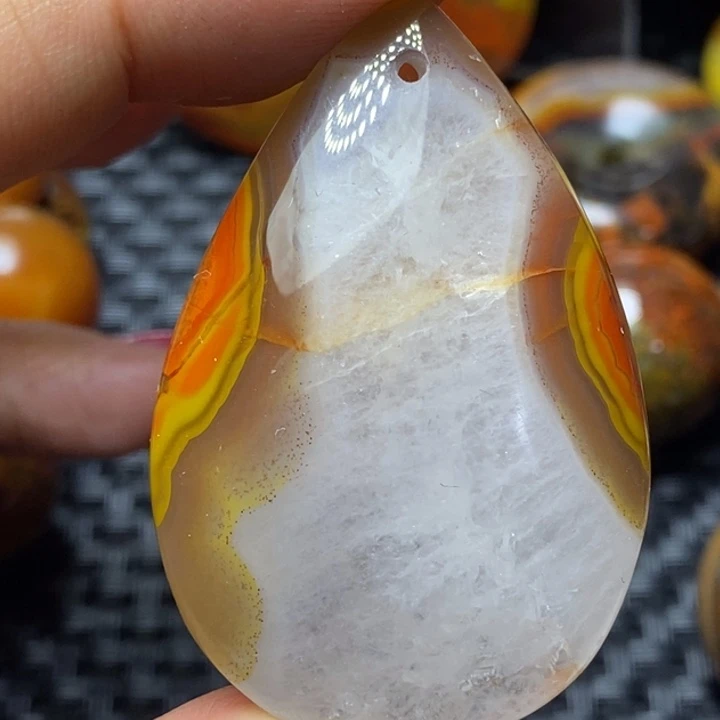 玛瑙/玉髓颈饰足铂镶嵌