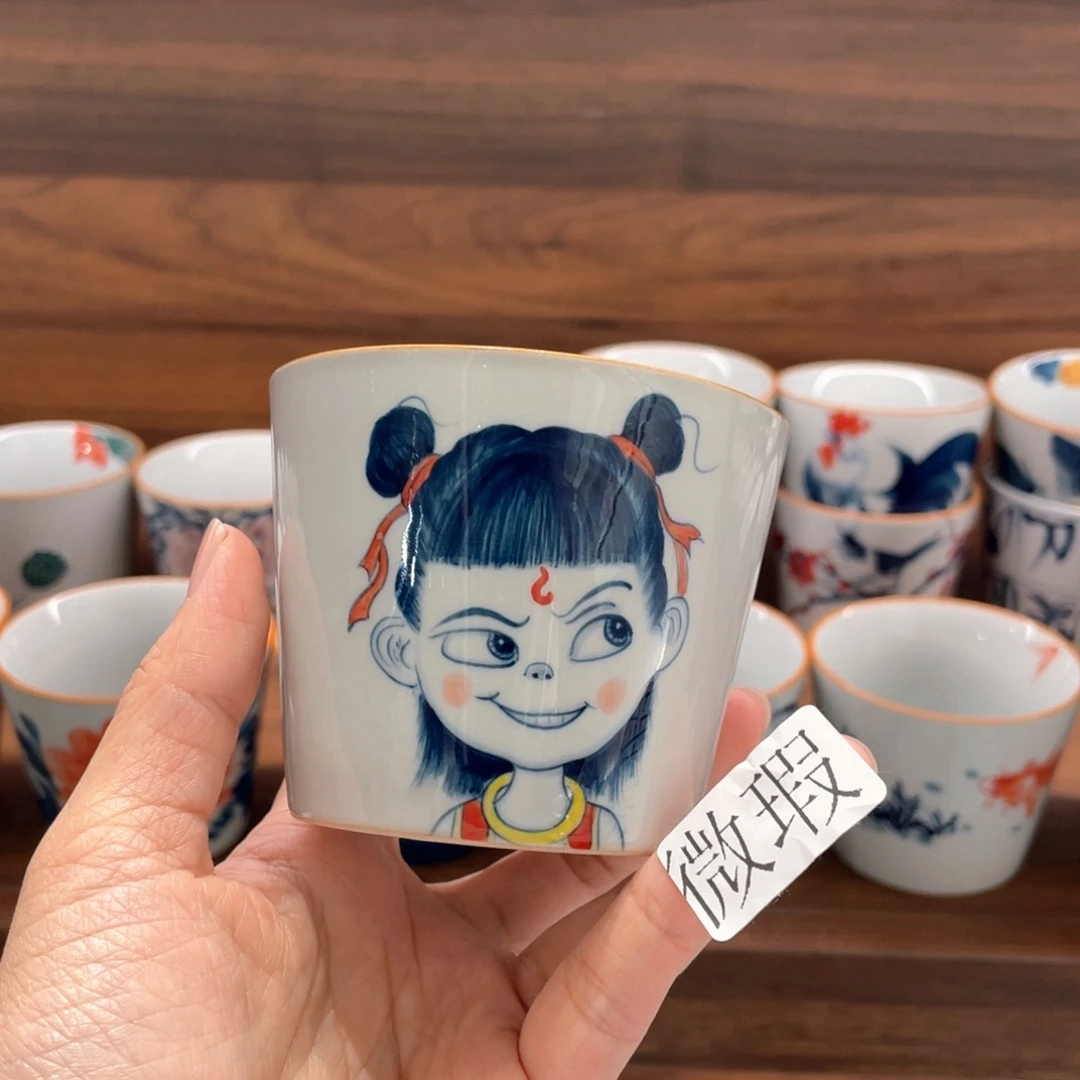 釉下手绘茶具微瑕