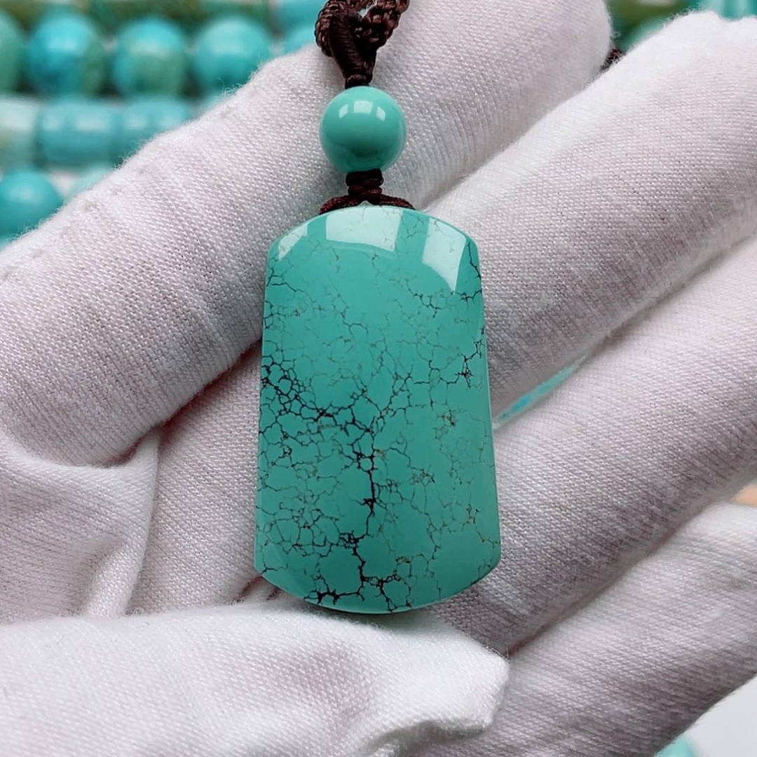 绿松石配饰未镶嵌