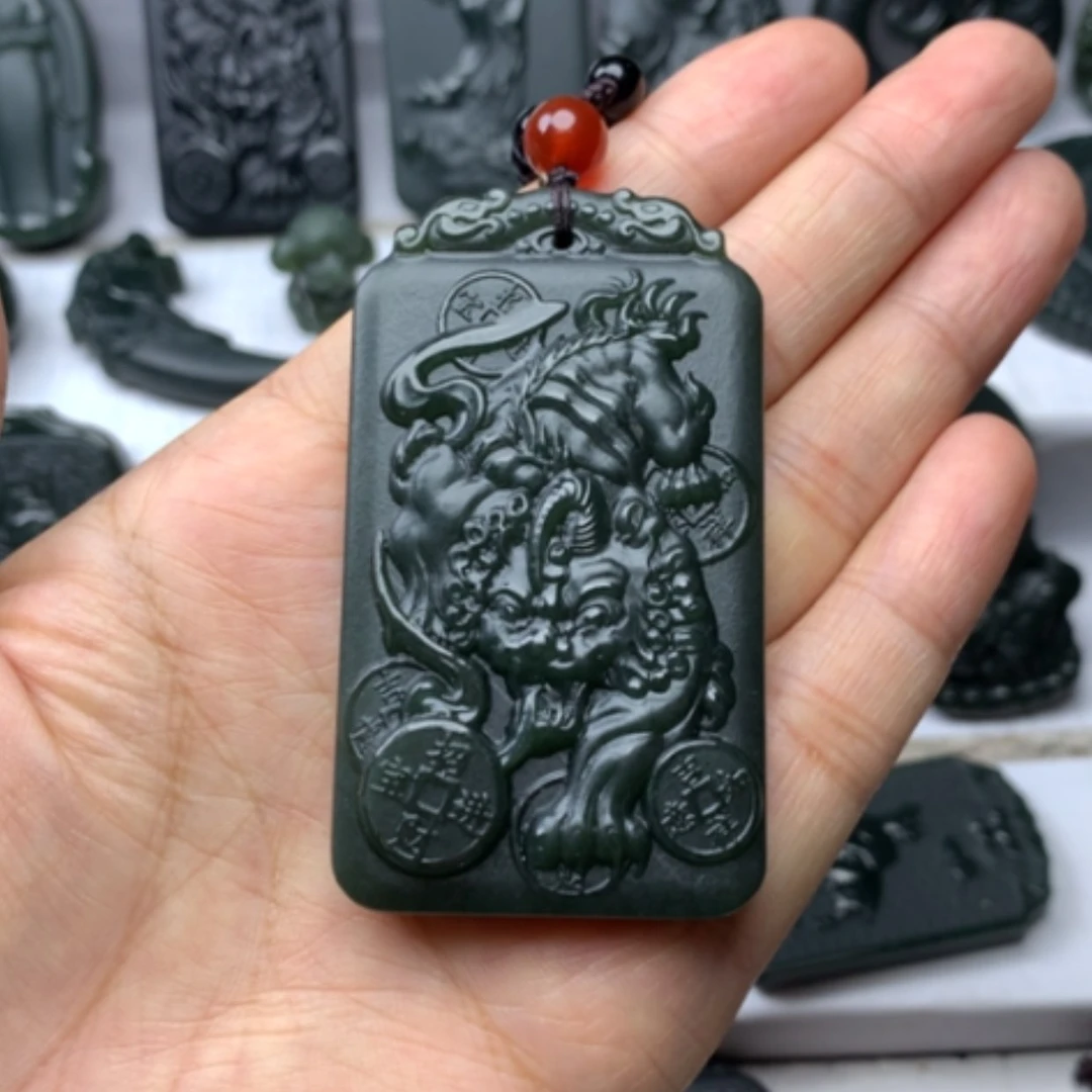 【闪购商品】颈饰未镶嵌和田玉双面雕刻