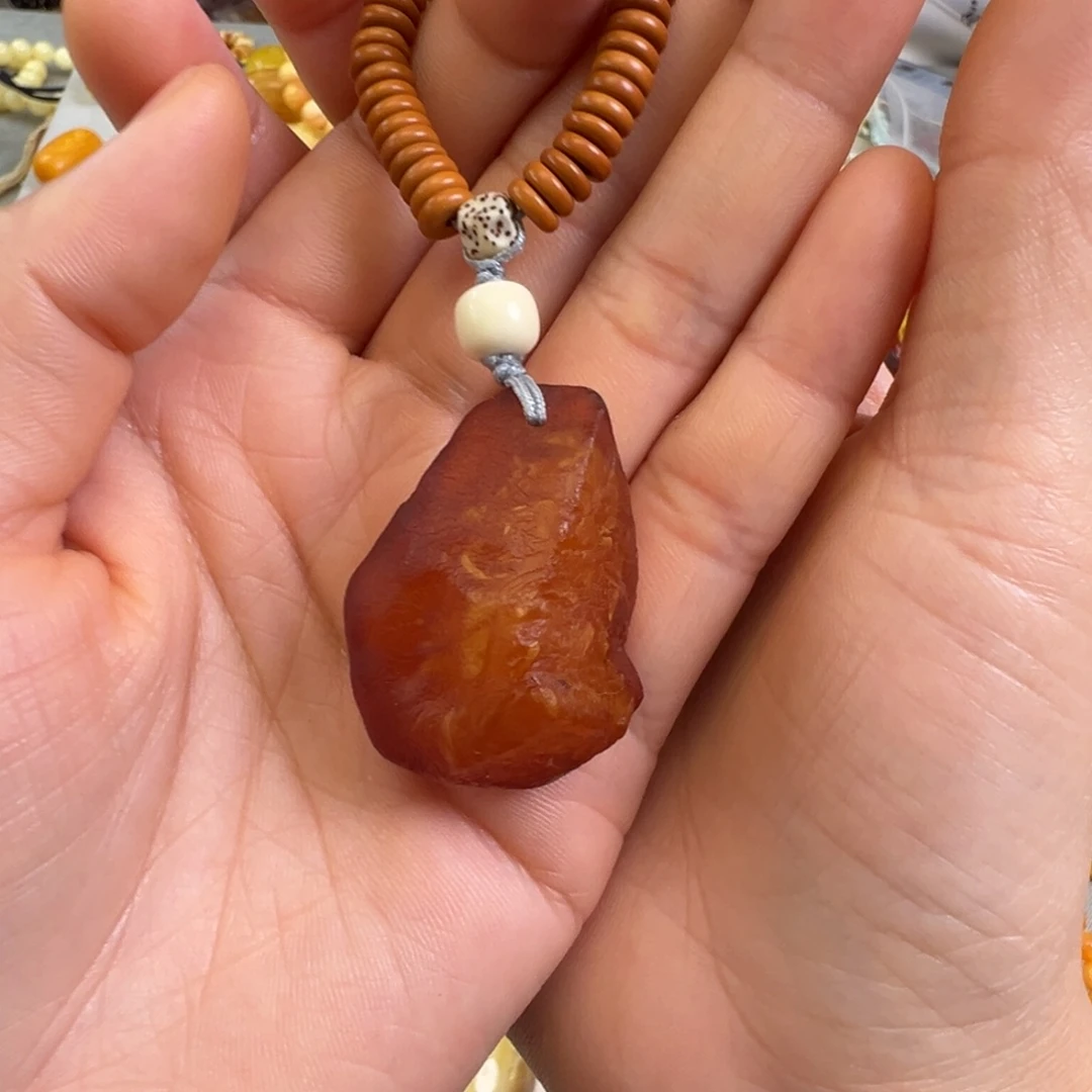 蜜蜡裸石未镶嵌琥珀