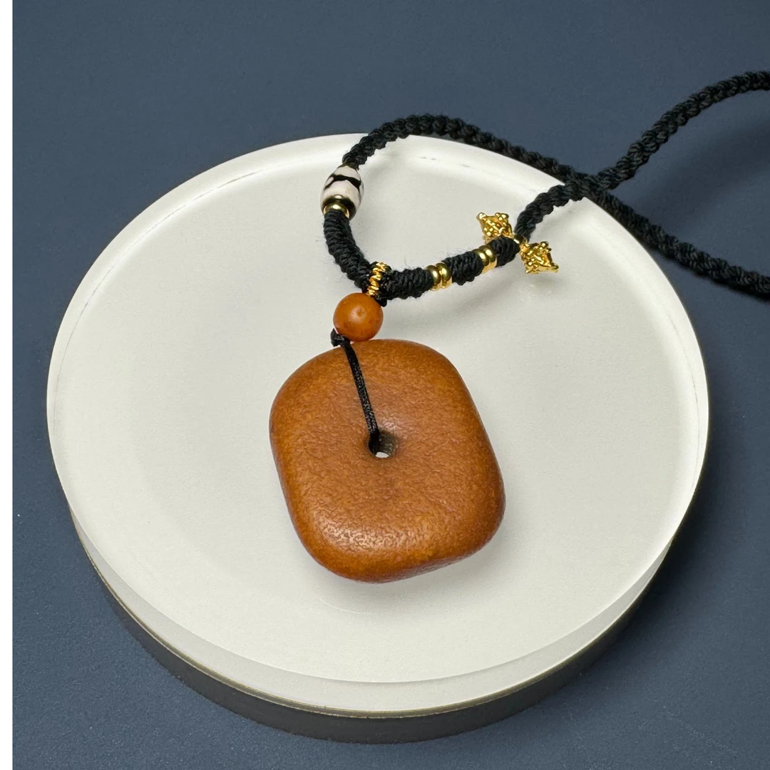 F2566精选蜜蜡吊坠