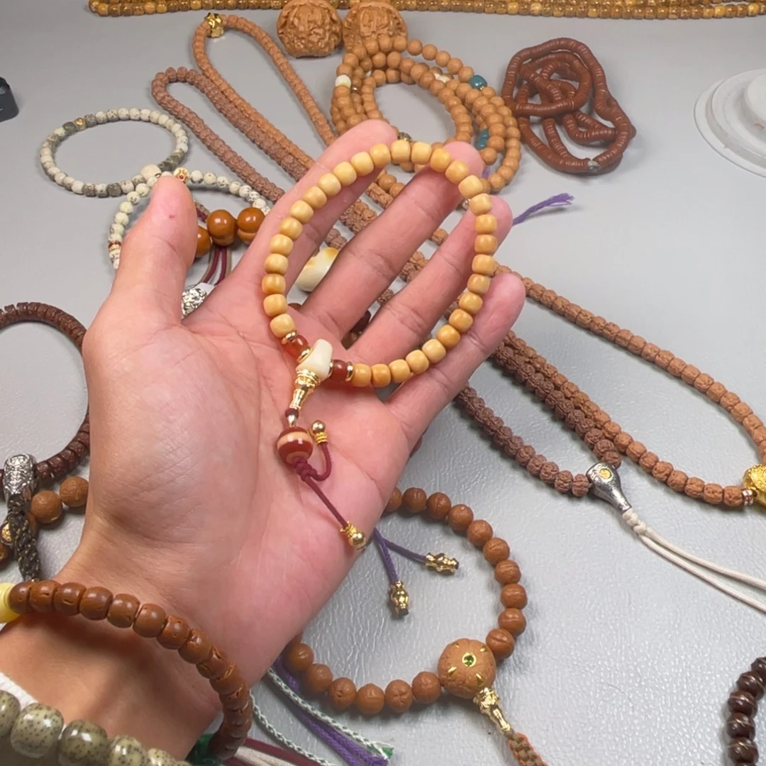 龙脊菩提吊坠。。。。。。。。。。。。。