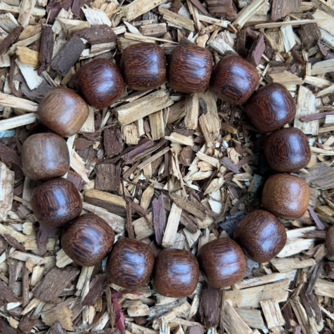 4 福来精选文玩沉香木作手串14mm