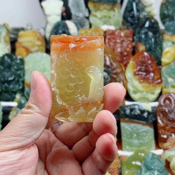 岫玉未镶嵌吊坠(不含链)