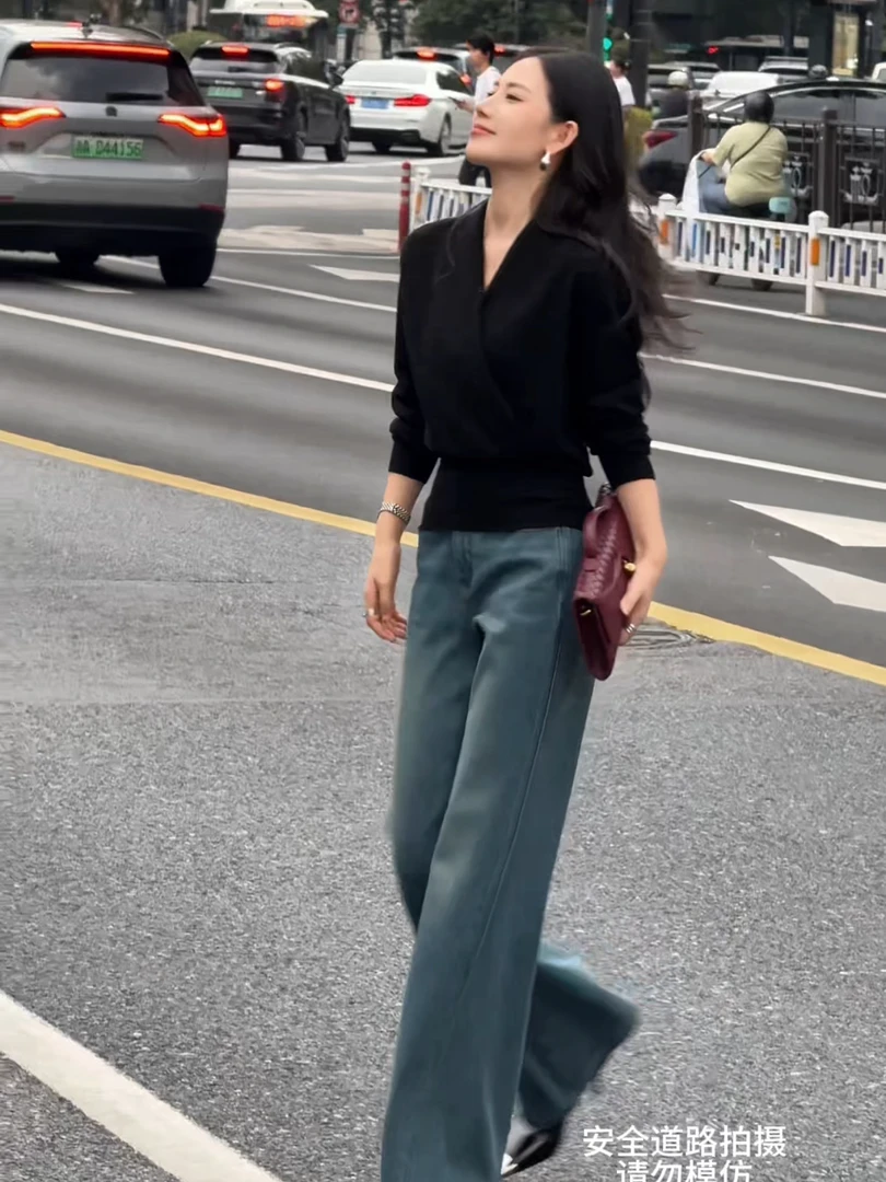 【运费补贴】中高腰百搭直筒微喇牛仔裤女款2025秋款上新四面弹显瘦