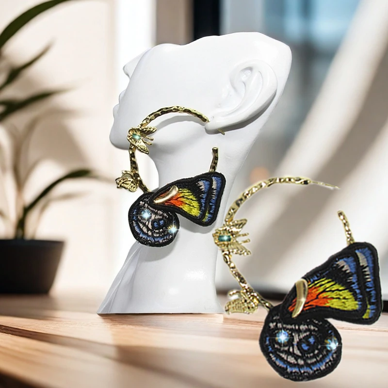 锌合金布艺耳饰 民族风耳钉女耳环耳饰刺绣蝴蝶长款配饰个性耳坠