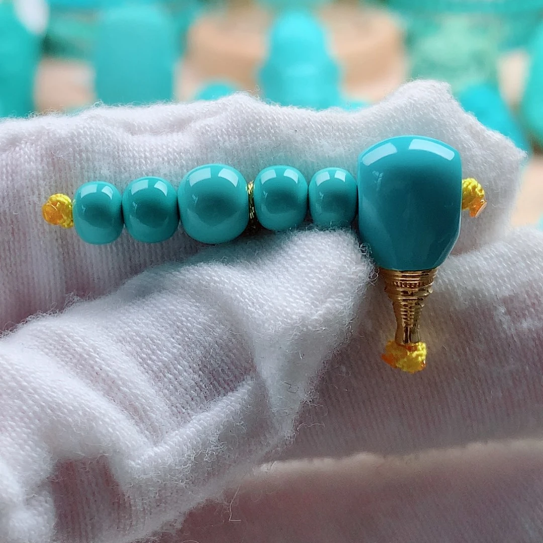 绿松石18K金镶嵌配饰