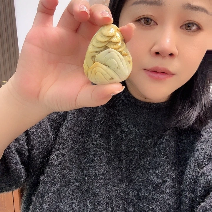 蛇纹石玉合金颈饰