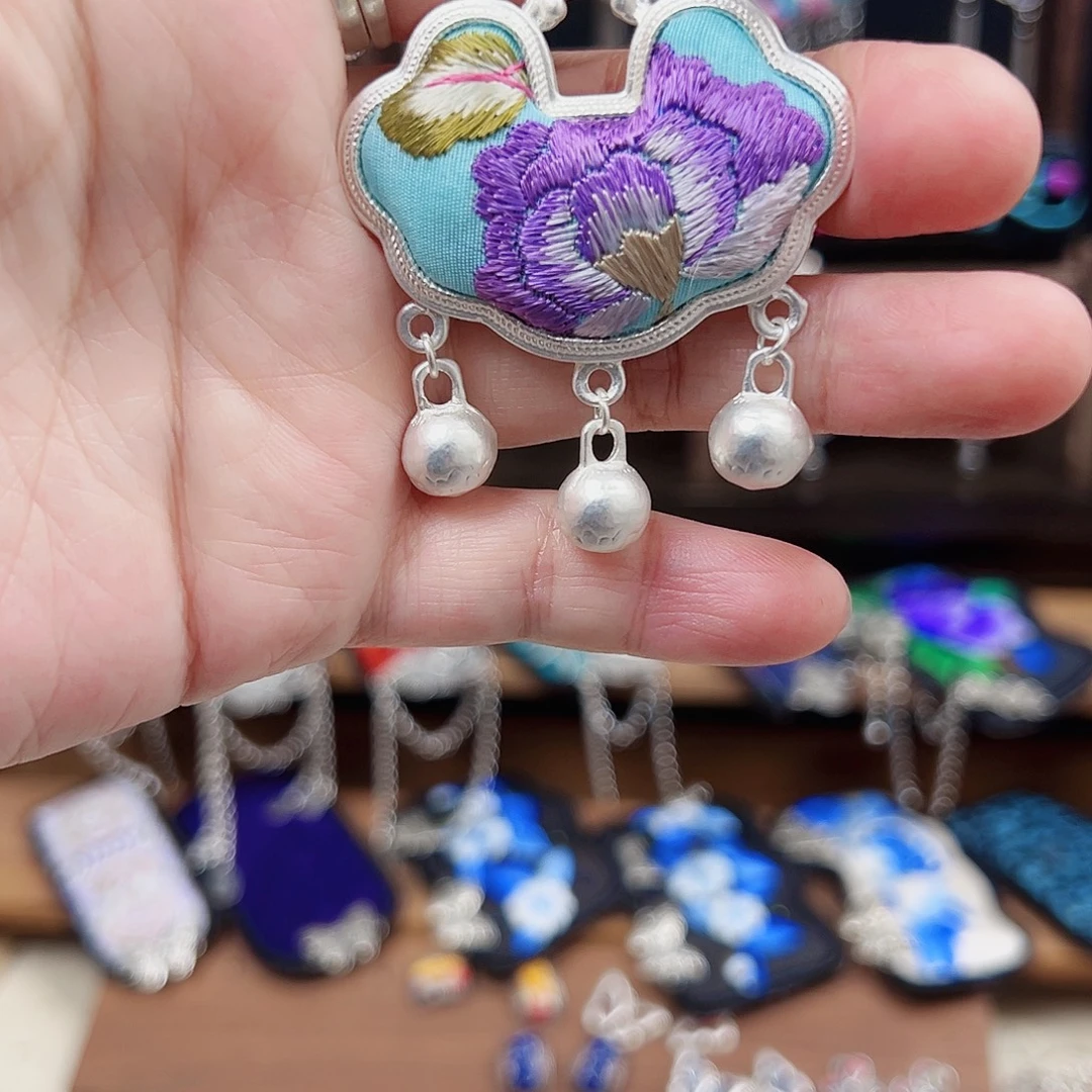 织绣手工刺绣工艺品