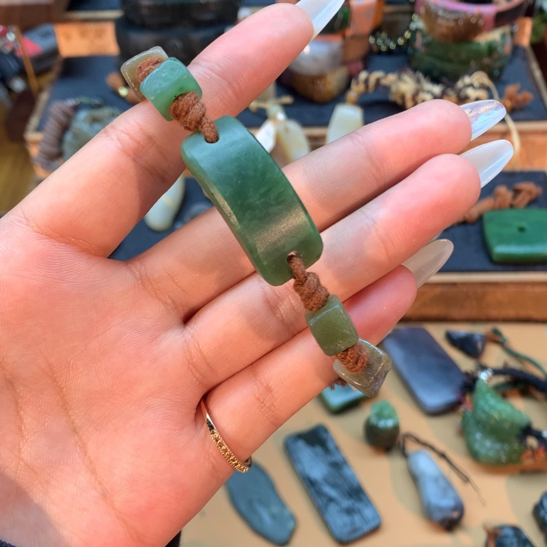 和田玉（糖玉）未镶嵌挂件