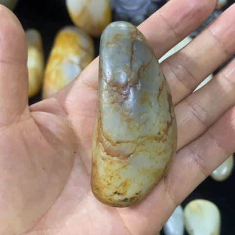 未镶嵌和田玉（糖玉）车挂