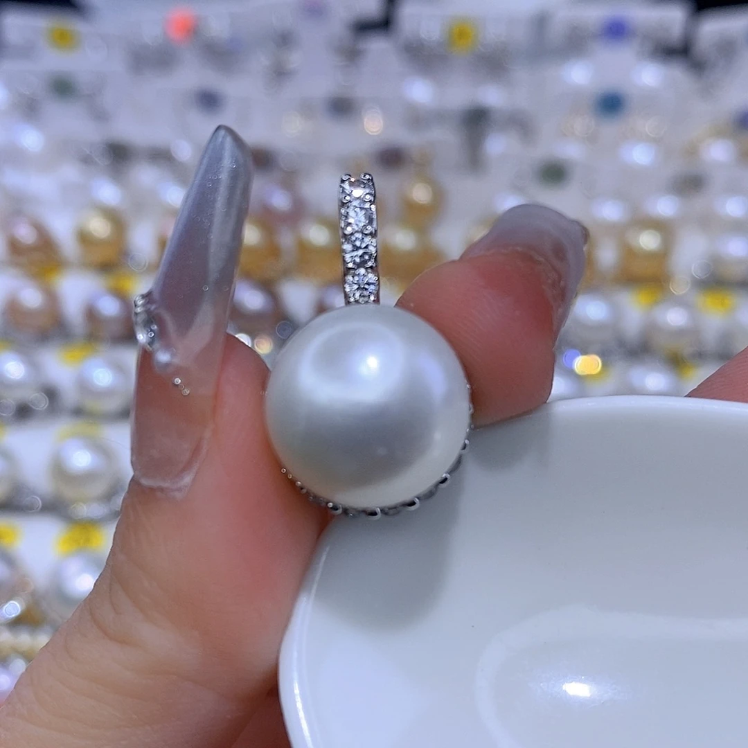 颈饰合金淡水珍珠