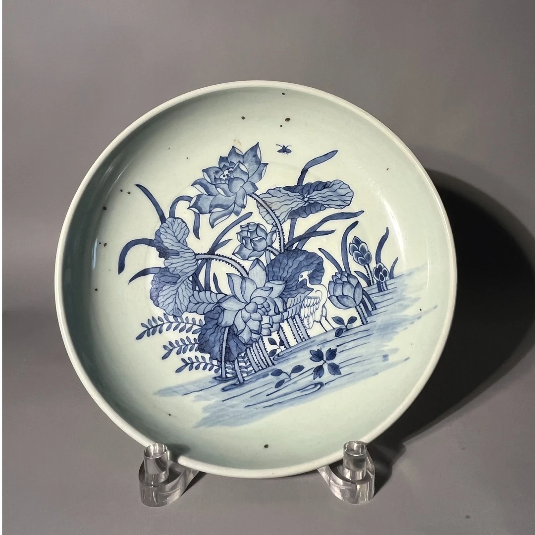 青花荷塘莲纹盘